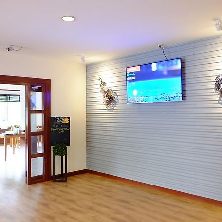 Studio Khon Kaen By Icheck Inn Екстериор снимка